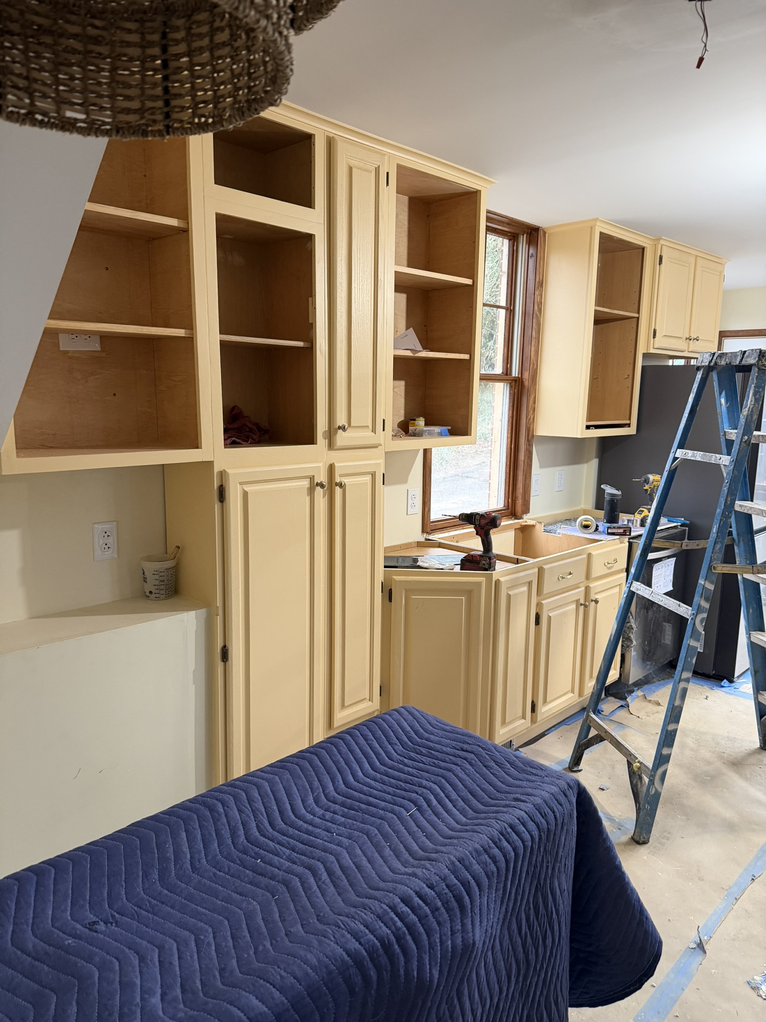 Painted cabinets before the countertop installation